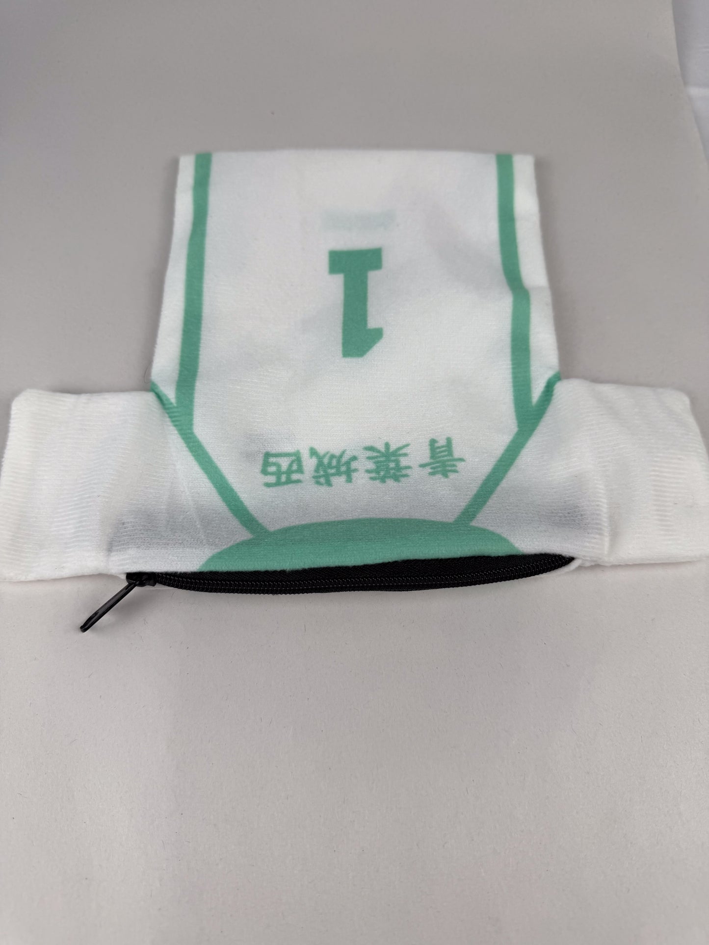 Toru Oikawa - Haikyuu!! Uniform-Shaped Pouch