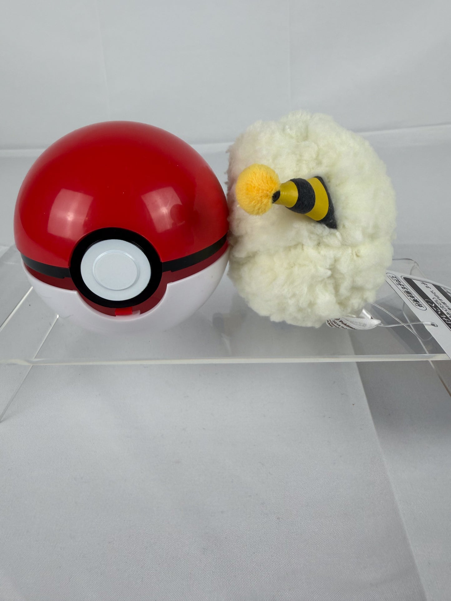 Pokemon Center Original Petit Plush in Poke Ball Case vol.2 Mareep doll