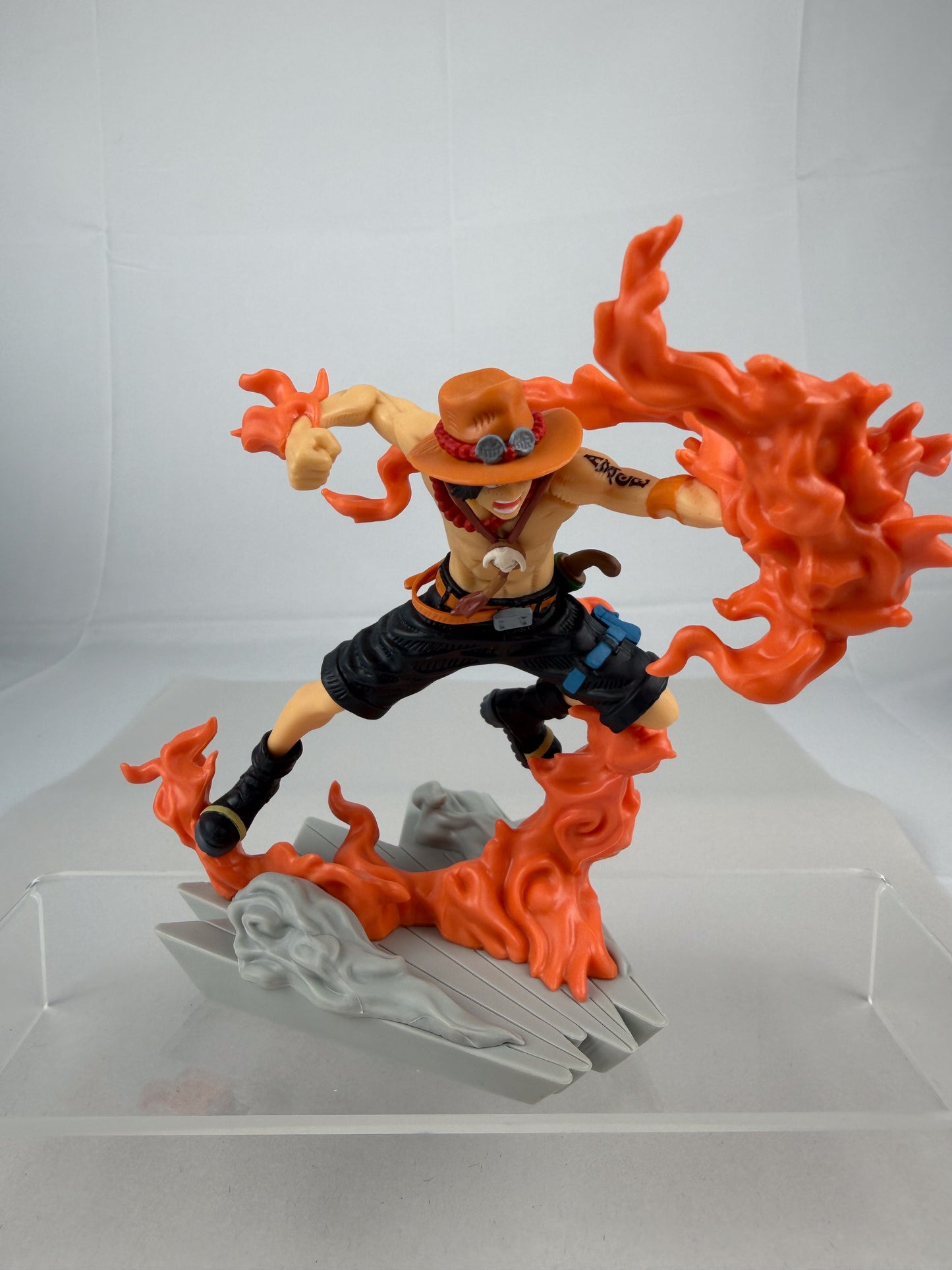 Banpresto One Piece SenkouZEkkei Portgas D Ace Figure