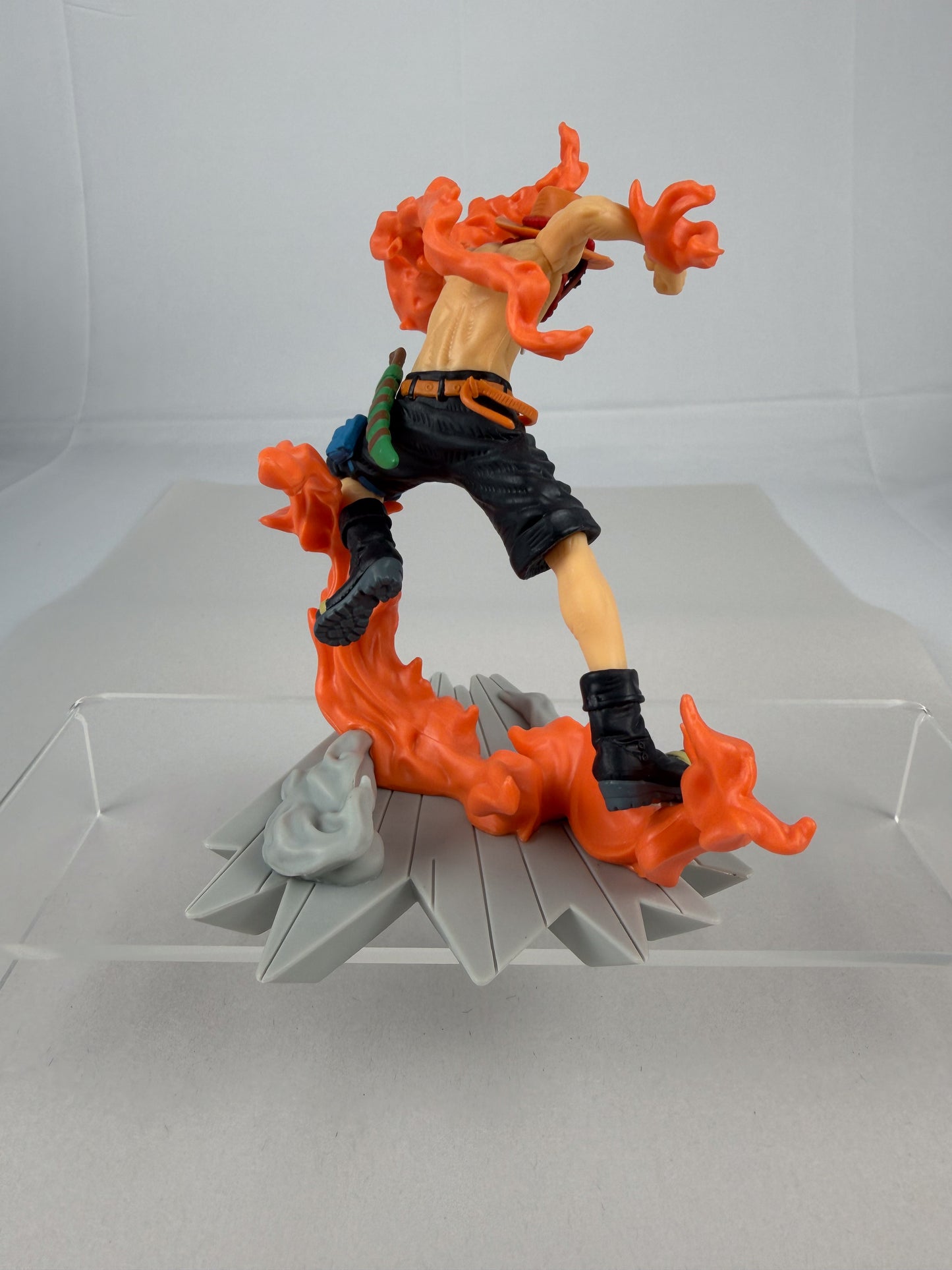 Banpresto One Piece SenkouZEkkei Portgas D Ace Figure